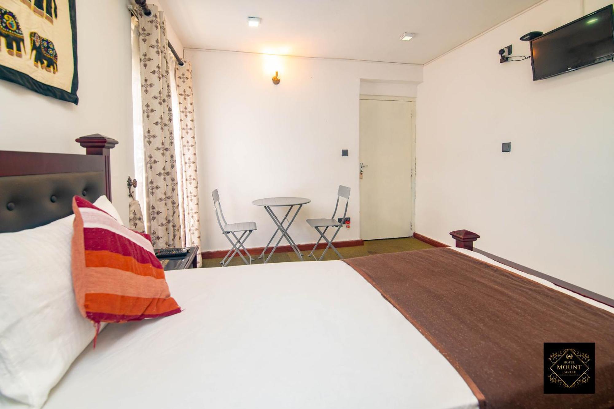 Hotel Mount Castle Hatton Bagian luar foto